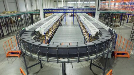 Успешное завершение проекта: COMITAS автоматизировал склад компании Глория Джинс