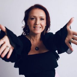 Галина Прохорова споет и прочитает стихи на концерте в Доме винтажной музыки