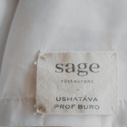 Sage сумел объединить авторскую кухню и комфорт, став известным на всей территории столицы